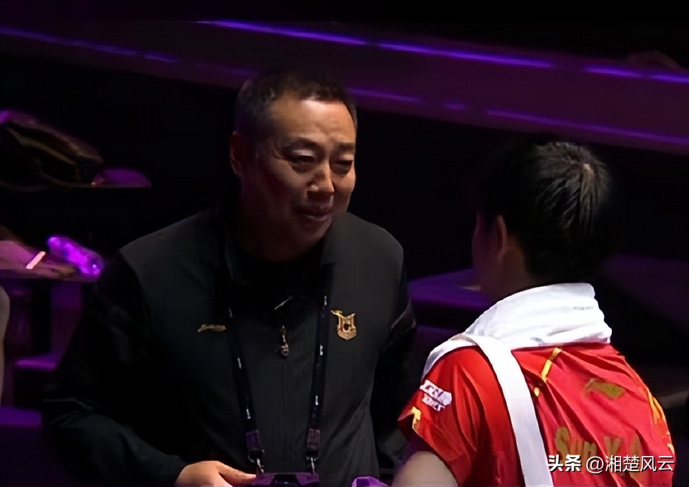 刘国梁说国乒面临最艰难时刻,国乒两大世界冠军爆冷