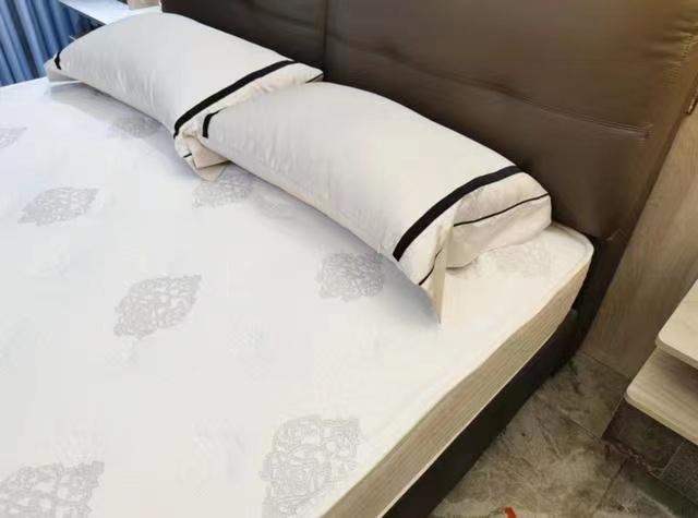 泰国苏老伯乳胶床垫怎么样,乳胶床垫选原装进口还是国内生产