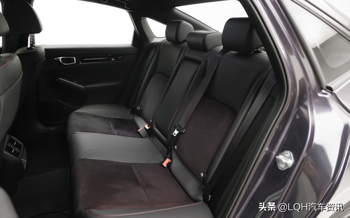 思域要不要加几万入手雅阁,花了17万买的思域