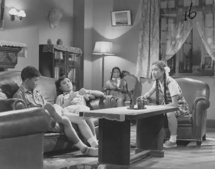 老电影小足球队完整版,电影小足球队1965