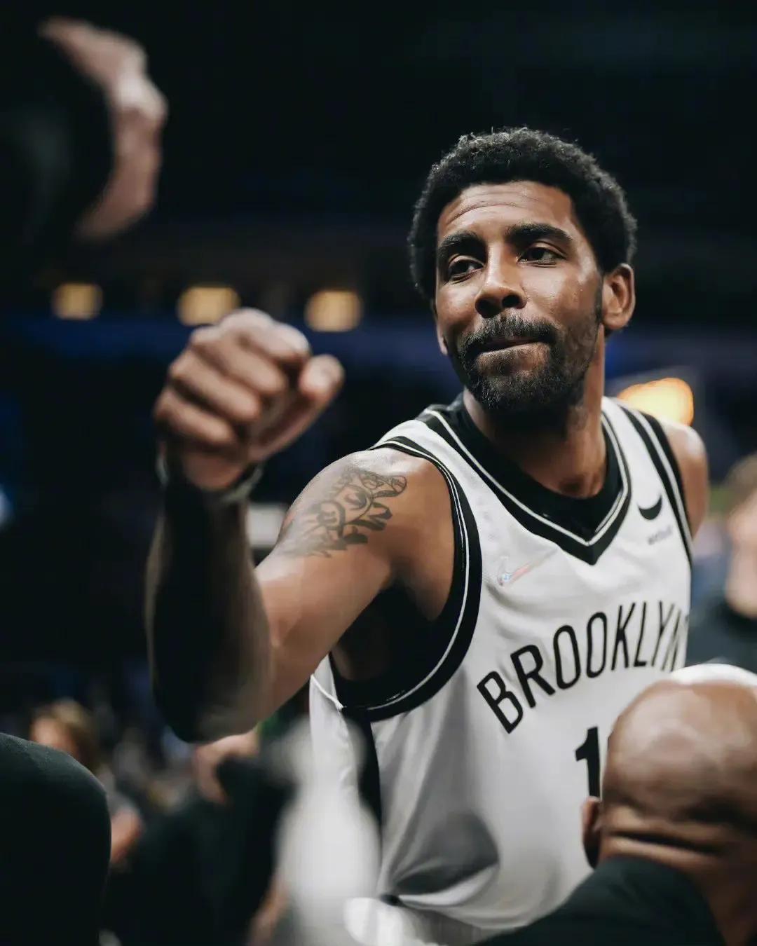 欧文和东契奇爆发冲突了吗,欧文要和东契奇联手了