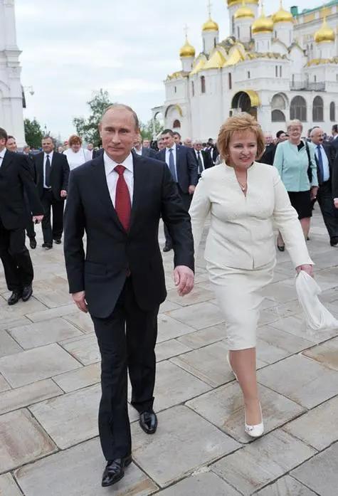 俄罗斯总统普京的5朵金花,普京身边的五朵小花