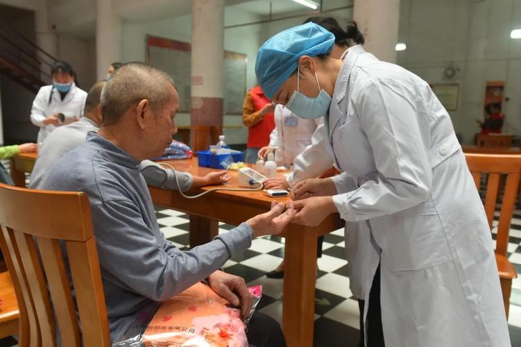 血糖偏高的人建议少吃这4种素食,三种素食引起血糖高