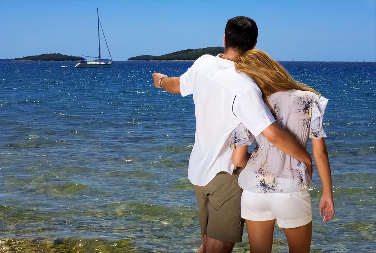 女生为什么比男生更喜欢抱抱,女人需要男人抱抱好处