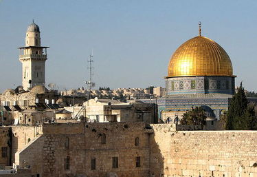 罗马建筑的风格和特色是什么,罗马式建筑的主要特征是雕饰