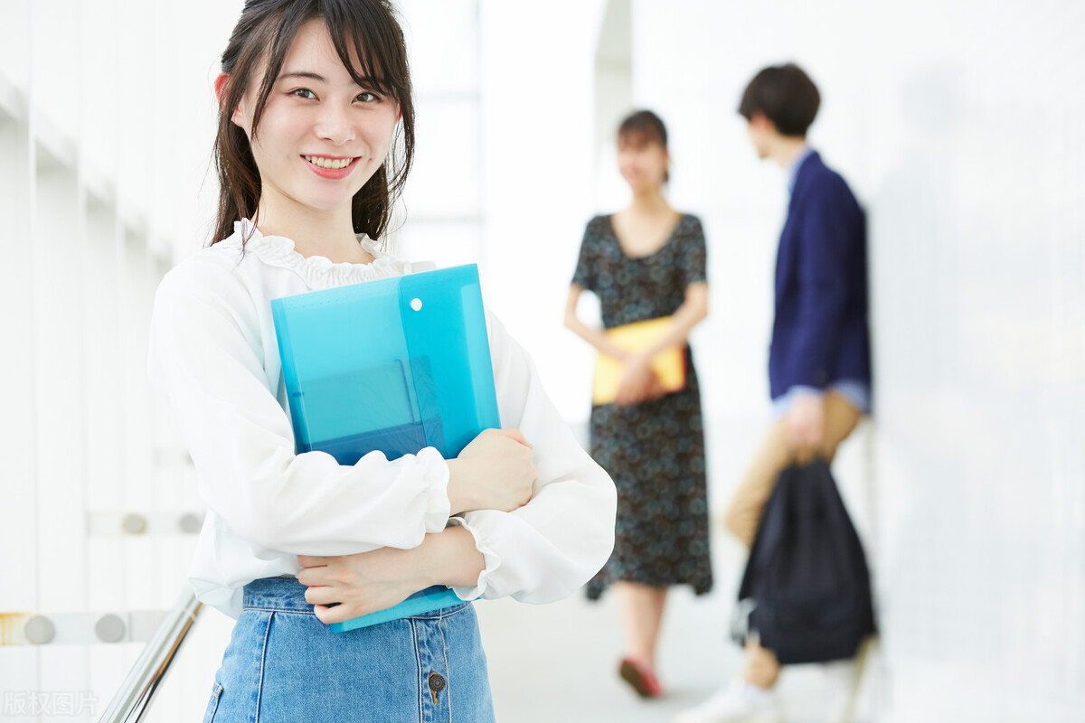 公务员考试适合什么样的人考,报考公务员怎么样报容易考上