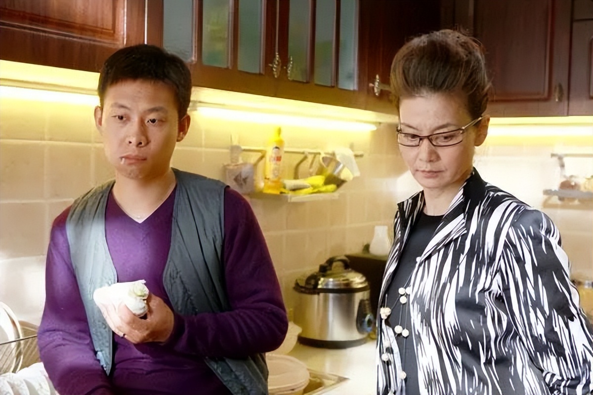 58岁阿姨的晚年有多幸福,56岁退休阿姨的心里话