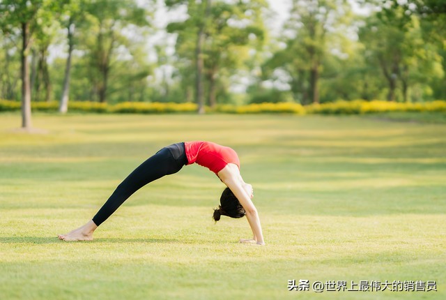 不坑穷人系列之瑜伽馆倒闭，专坑白富美，健身行业之天天暴雷