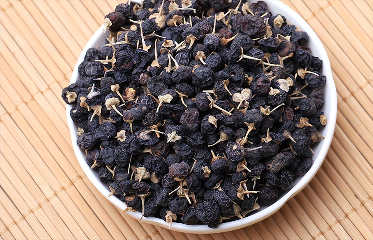 女人绝经怎样通过食物增加雌激素,绝经后的妇女应该吃什么