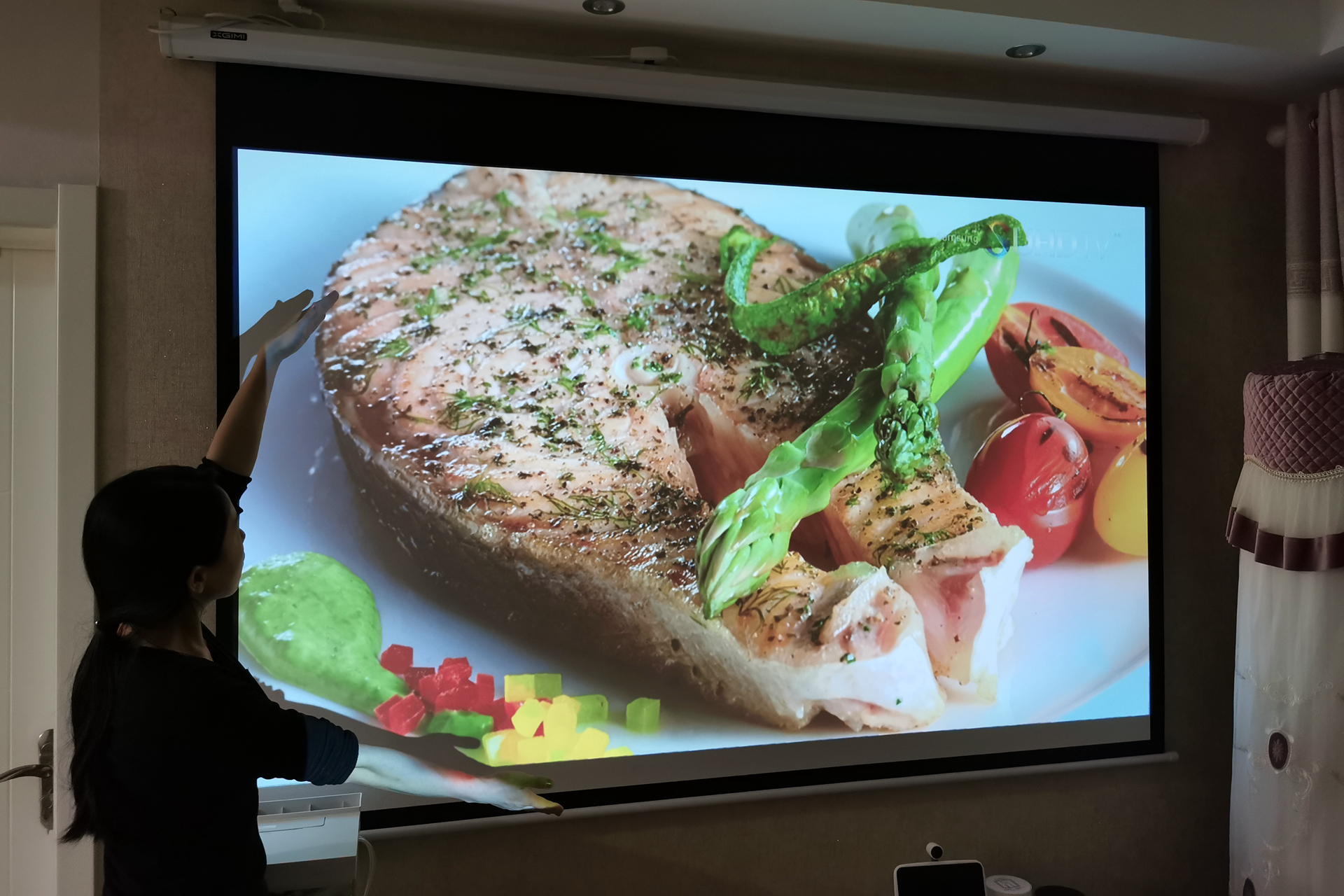 哪款4k投影仪性价比最高,一千块以下的投影机