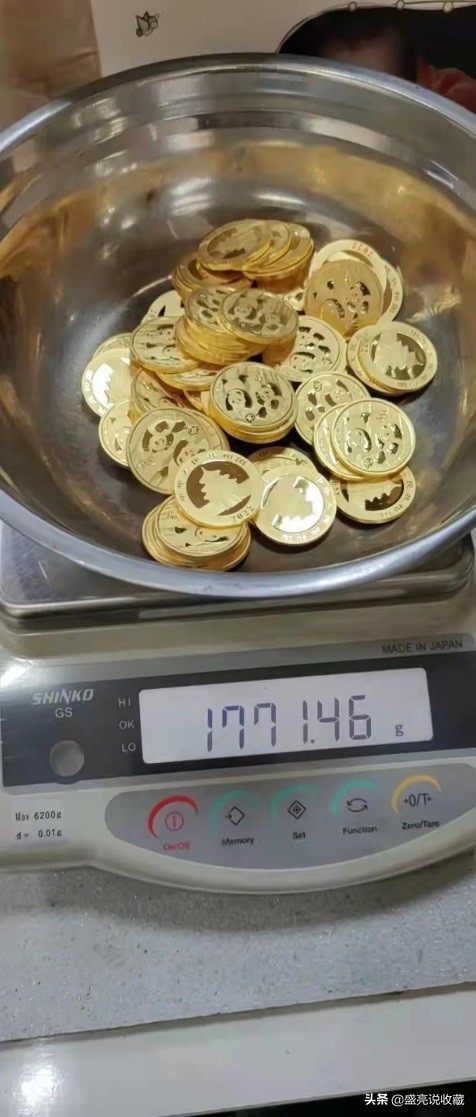 第一套熊猫纪念金币价格,2011年熊猫金币一套