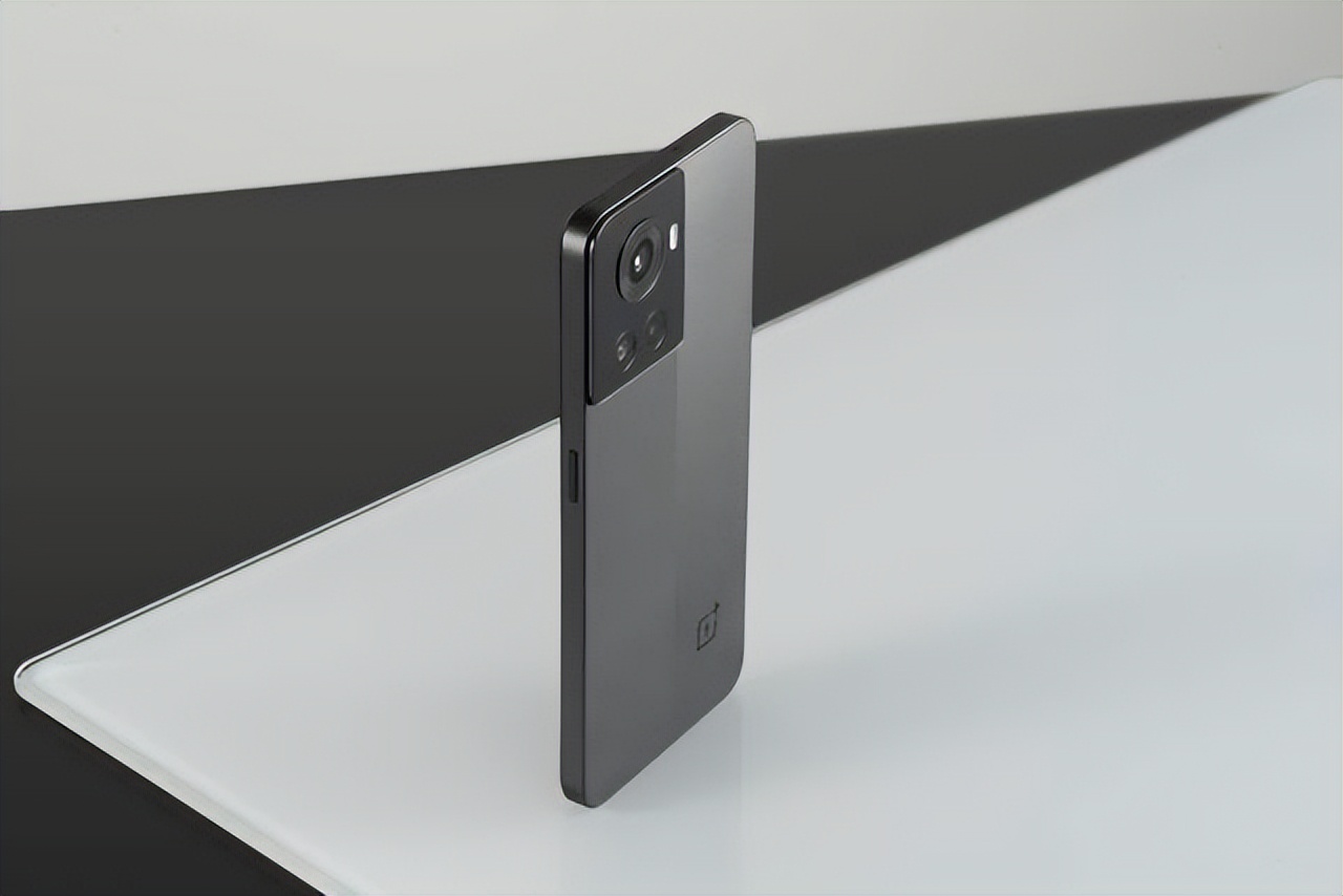 一加ace竞速版测评快充,一加ace竞速版67w是闪充吗