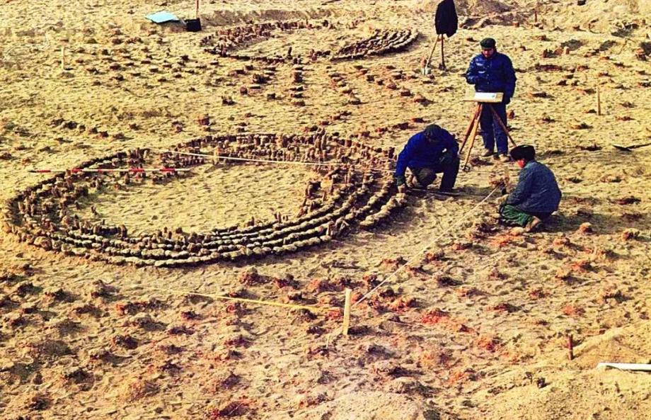 古墓被盗盗墓贼,楼兰古墓被盗案