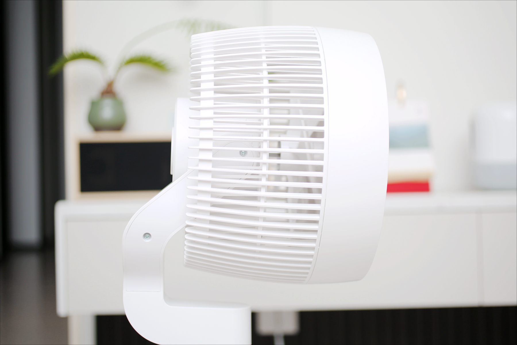 有了它，一秒变身“温度调节大师”，告别空调“头冷脚热”烦恼！