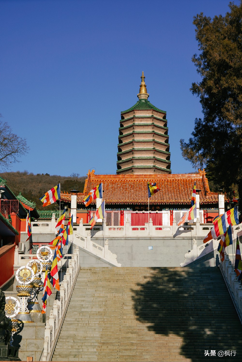 西山可以爬山的地方,夏季爬山推荐地方