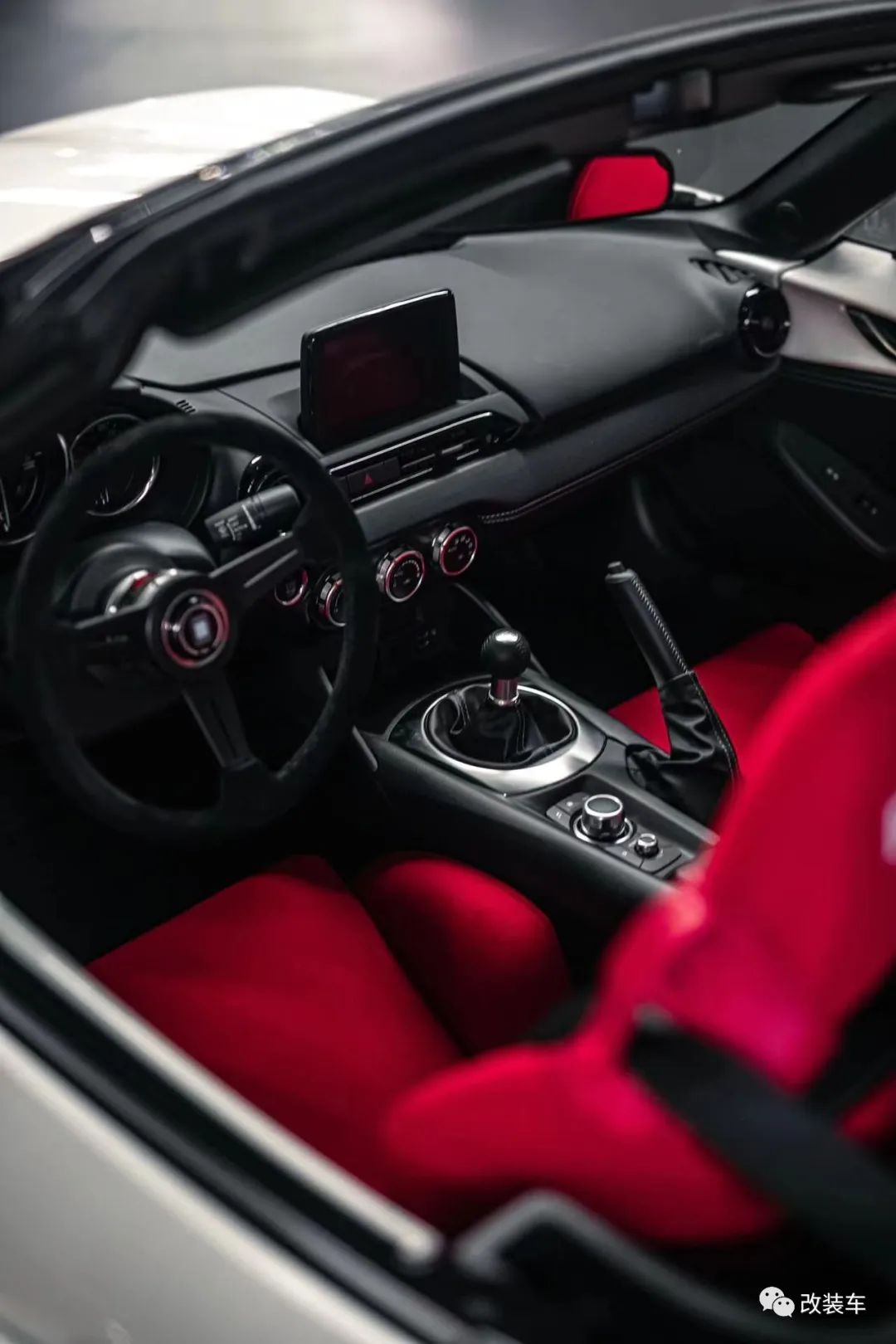 放弃新思域买昂克赛拉,放弃思域的颜值