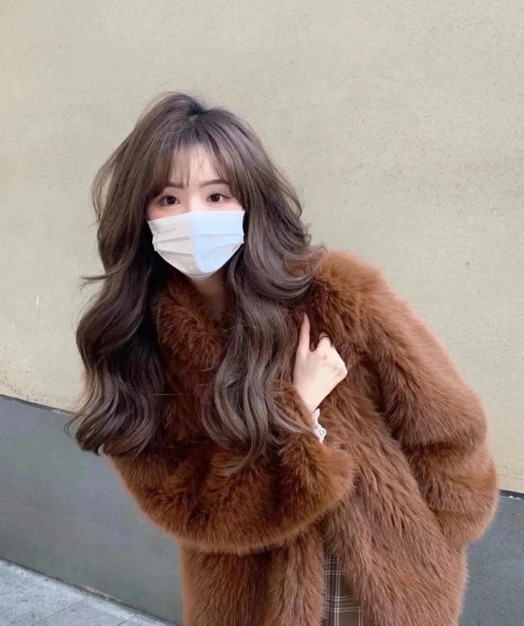 女生中长韩式浪漫气垫烫