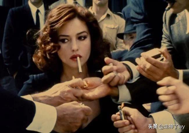 意大利女星莫妮卡贝鲁奇致命邂逅,意大利影星莫妮卡贝鲁奇照片