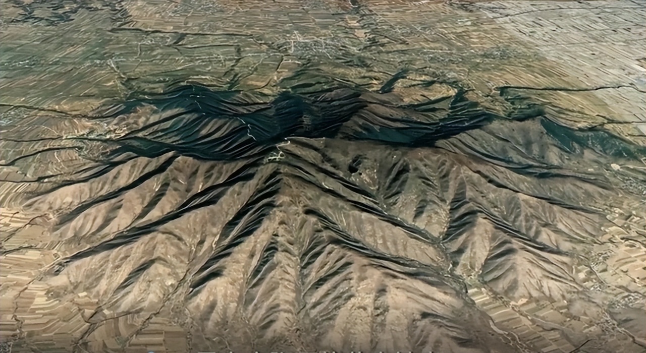 我国最孤独的山是哪一座山,中国最孤独的城市全部都是无人区