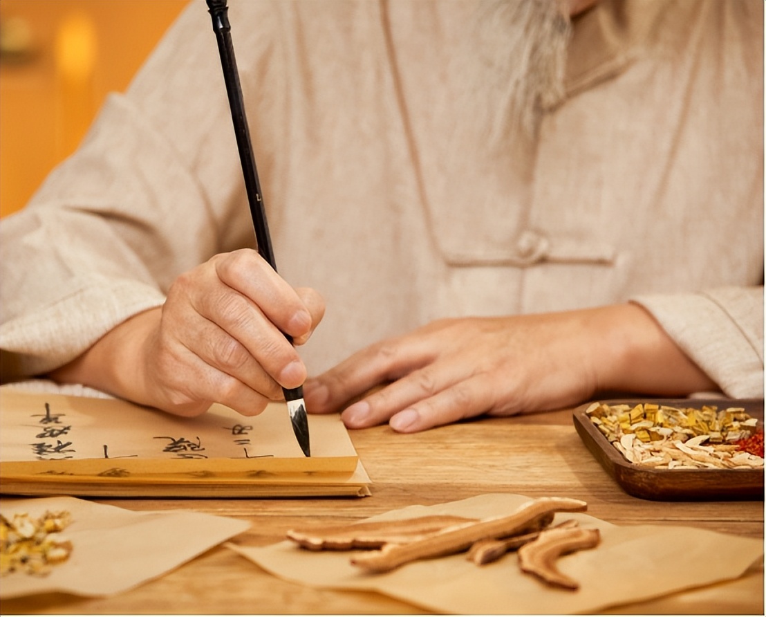 甲亢引起焦虑抑郁症怎么办,甲亢引起焦虑症