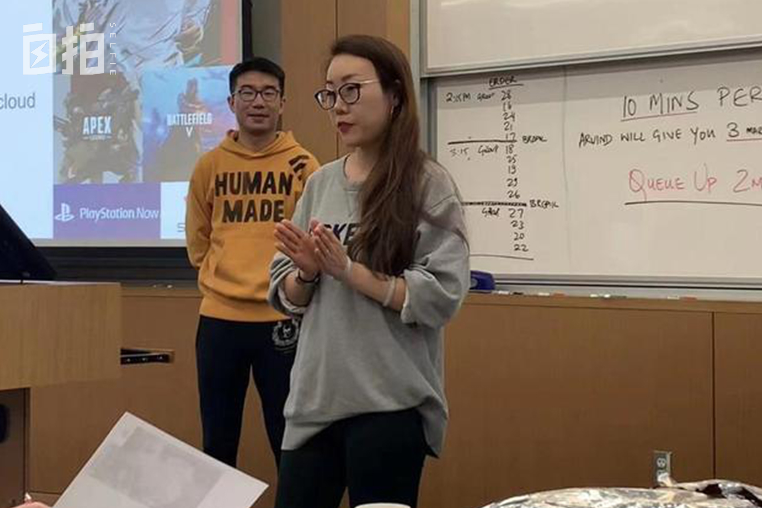 农村小女孩没钱读书,农村女孩没钱读书自己挣钱读书