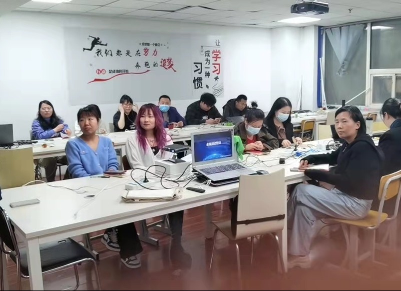 女人学it有什么出路,it行业女生学编程