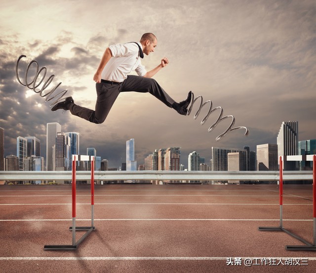 找有保险的工作,现在做保险行业有前途吗