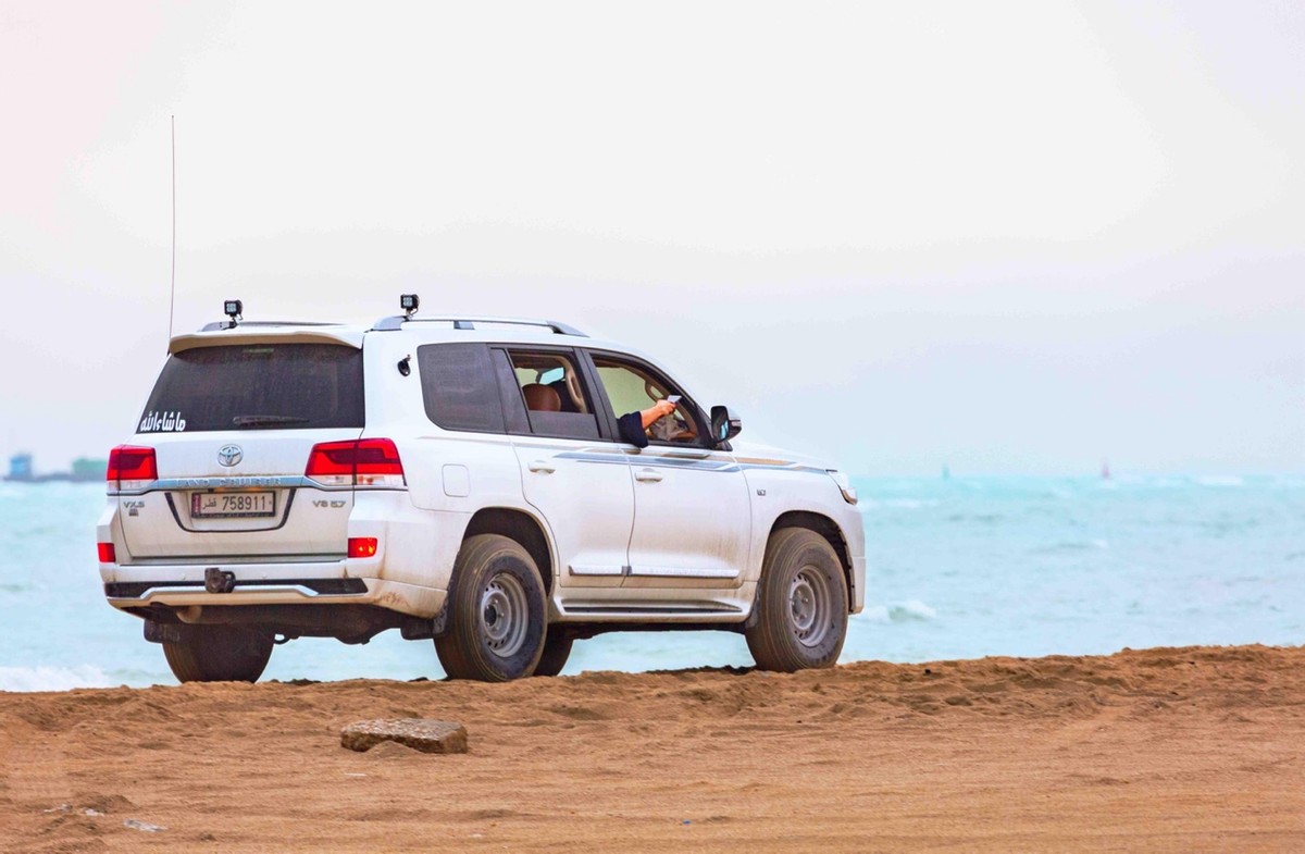 买车的开车技巧,新手买车开车攻略