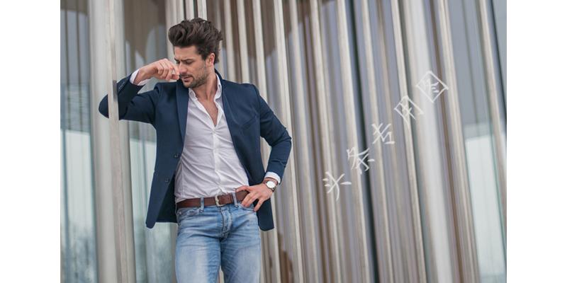 4岁女孩肚子疼被爸爸抱进急救室,12岁女孩肚子疼妈妈带去医院检查