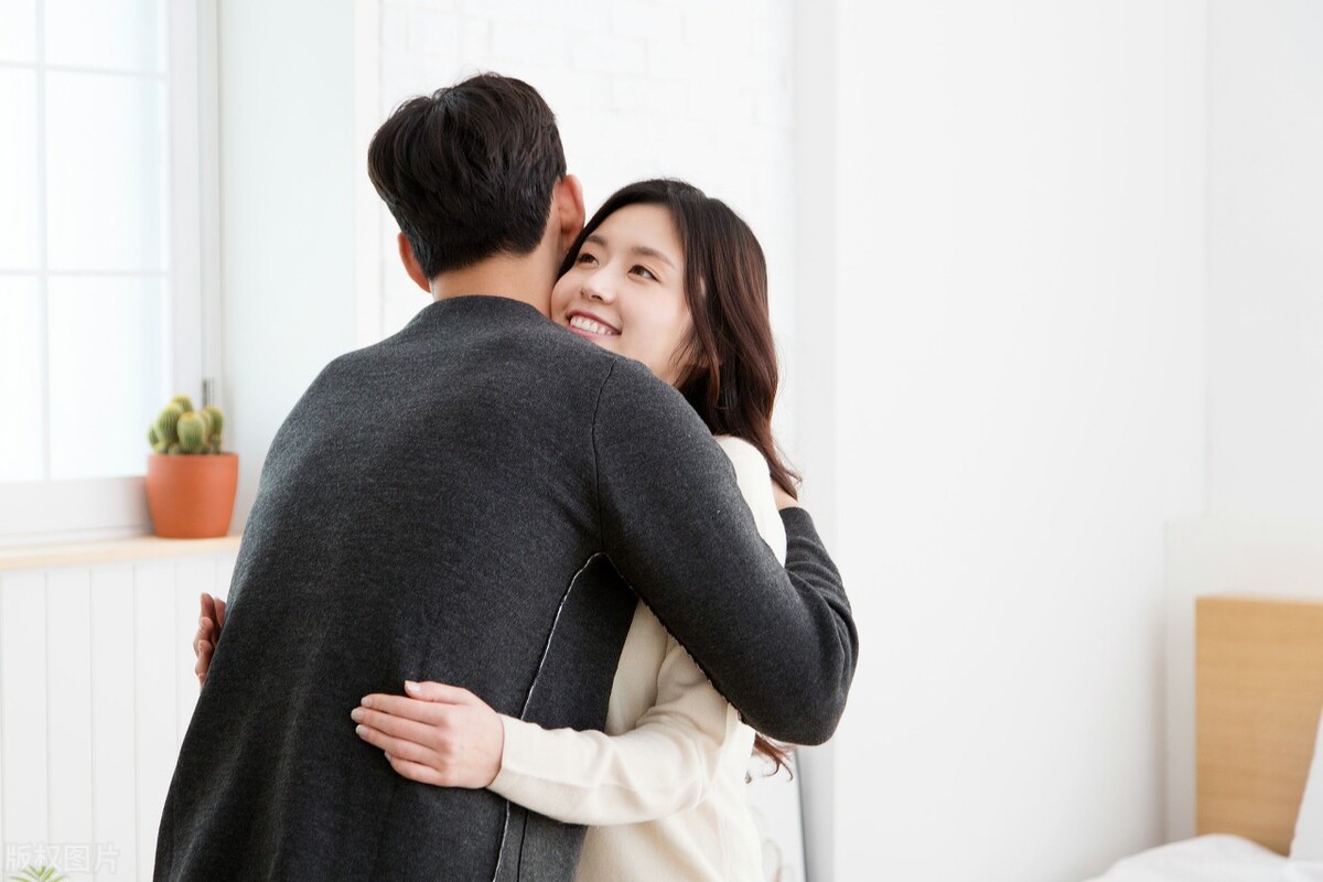 为什么一旦有了肢体接触会心动,在一起久了怎么找回心动的感觉