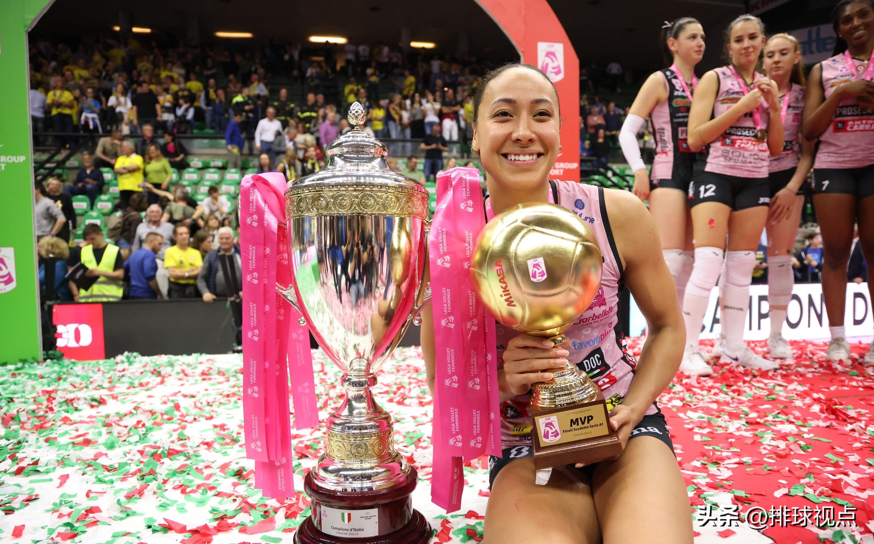 意甲五连冠,意甲科内利亚诺女排豪取九连胜