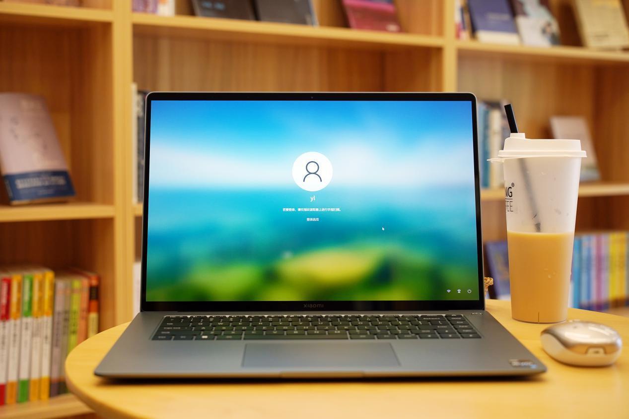 优秀的显示屏笔记本推荐评测,高色域和2k屏幕笔记本电脑推荐