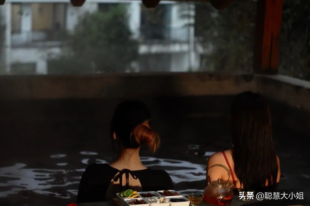 去安吉住哪个酒店离各景区比较近,去安吉哪种酒店最好玩