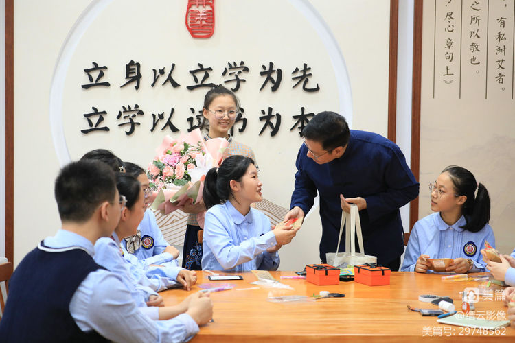 重庆市兼善中学90周年回放,重庆市兼善中学2002