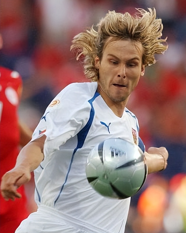 前腰位是什么位置,前腰位置示意图