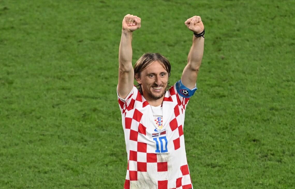 战火中走出的金球先生莫德里奇,莫德里奇年轻过人集锦