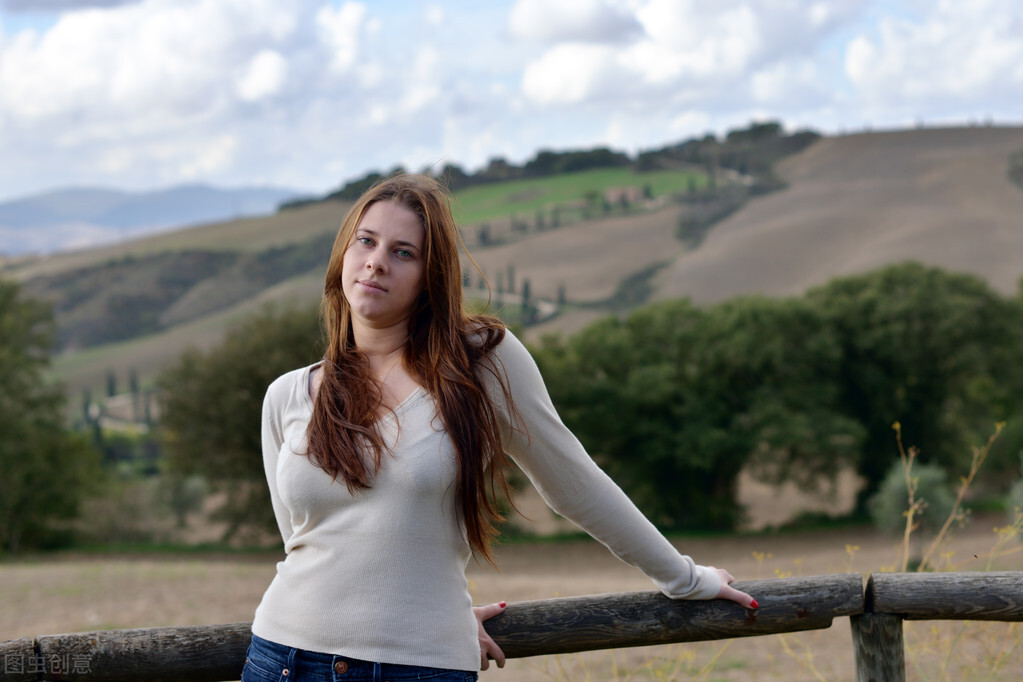 她要回家英语,她要回家了英语