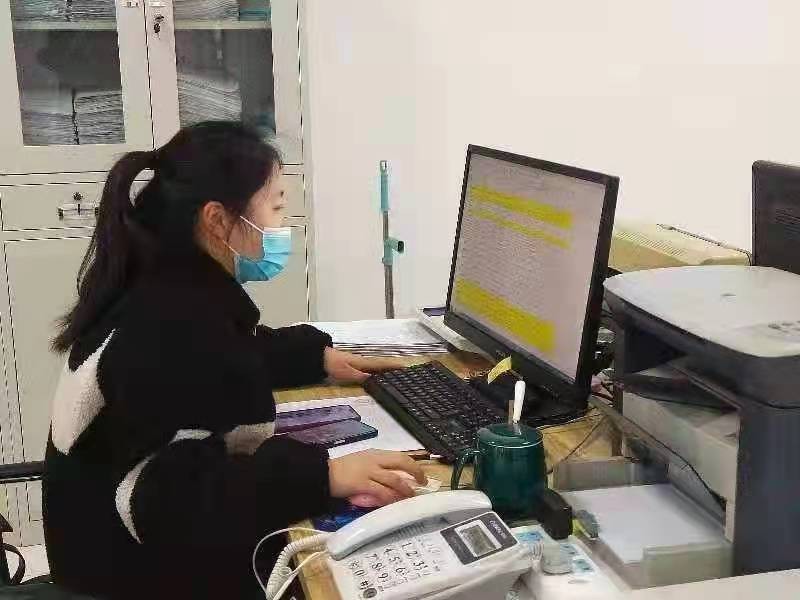 点赞最美战疫人,点赞巾帼志愿者战疫中为儿童护航