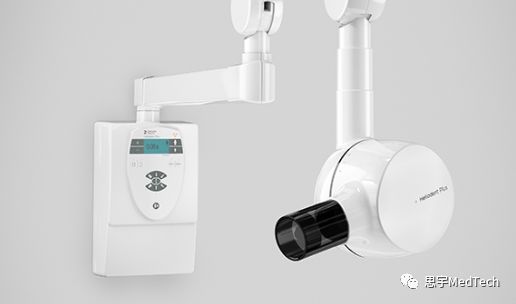 百岁后结为连理的牙科巨头