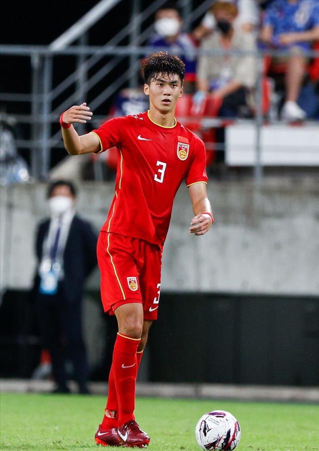 吴少聪留洋伊斯坦布尔,吴少聪留洋俱乐部