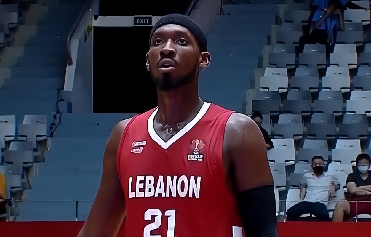 87-72！黎巴嫩队逆转夺冠大热门！中国队陷入两难，杜锋需要抉择