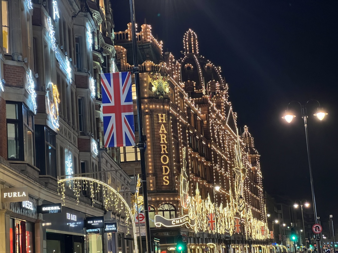 95后团子在英国：考研两战上岸，出国当教师志愿者，遭流浪汉打劫