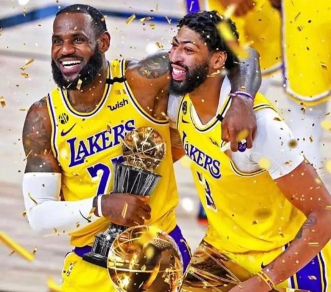 詹姆斯工资年限表,詹姆斯生涯工资条一览