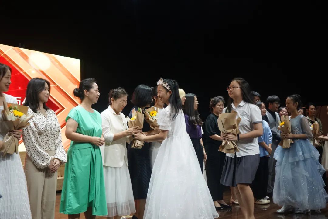 北大附中海口学校2024毕业典礼,梦想在这里起航少儿朗诵