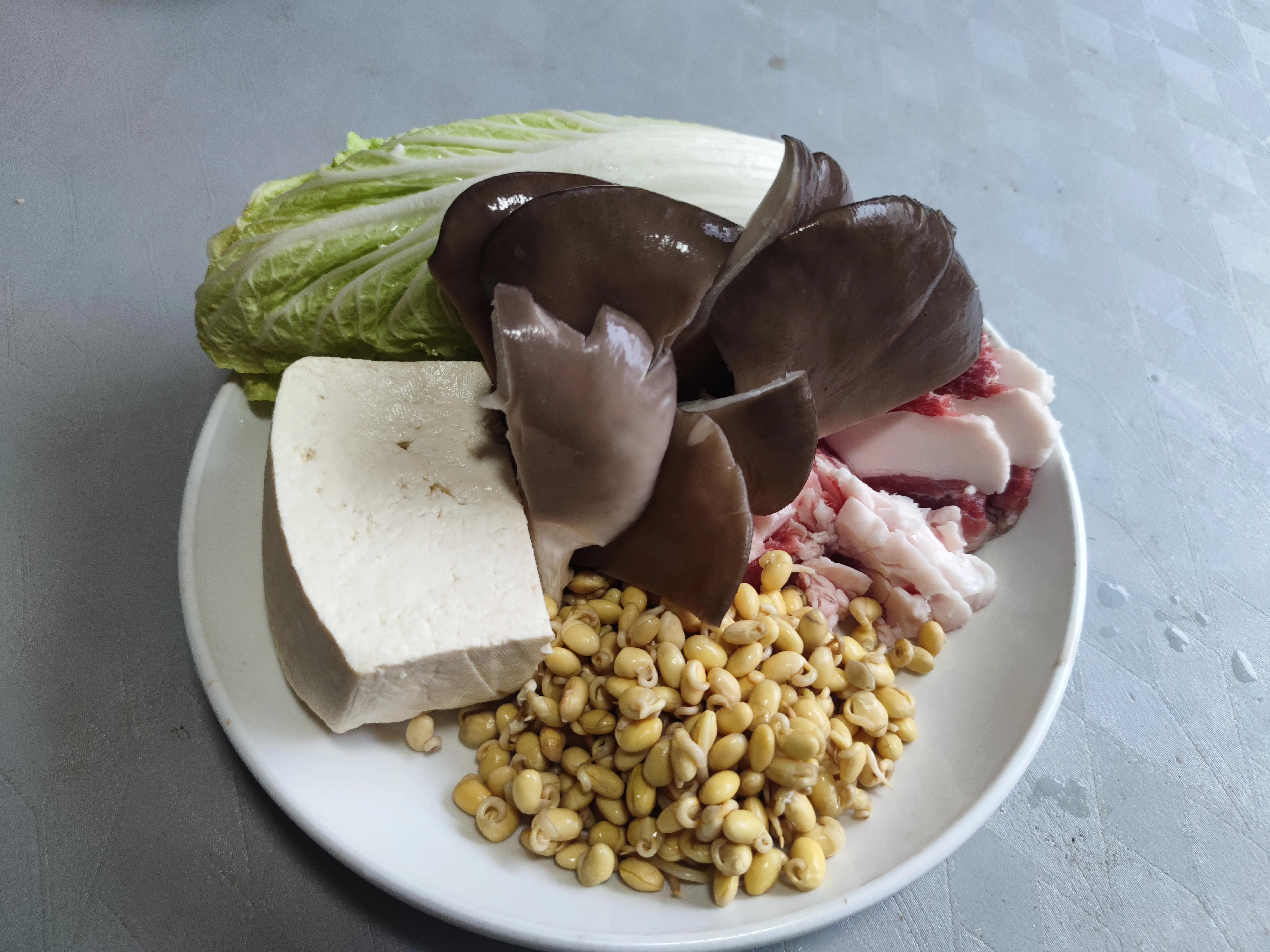 东北退休大妈带孙三年,总结出:4事不做,3物不吃,带孙辈的要懂