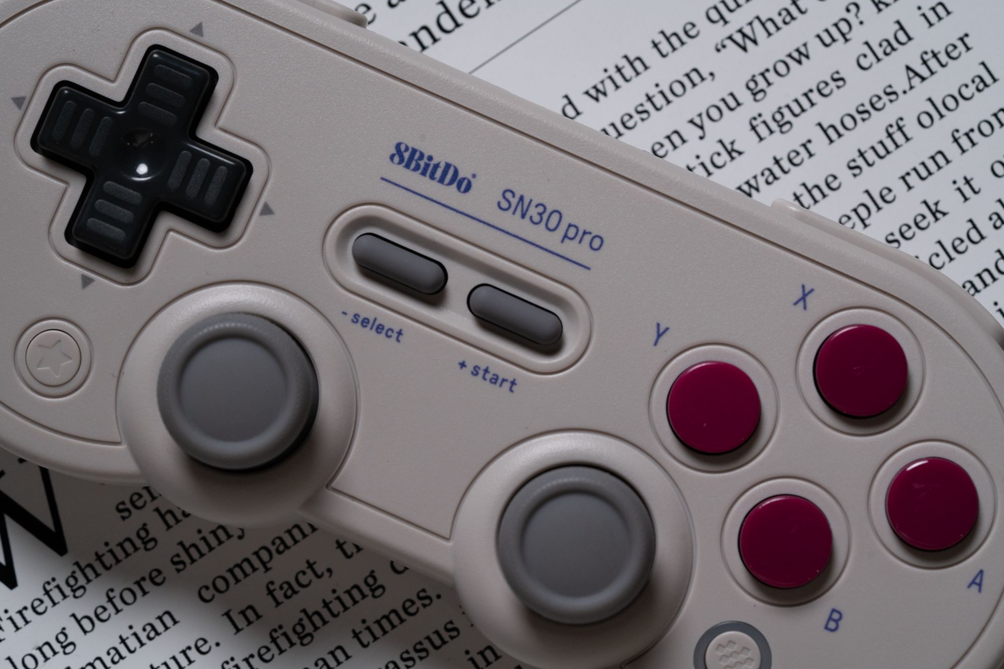 一定不要错过这些惊艳工具,8bitdo八位堂猎户座pc版游戏手柄