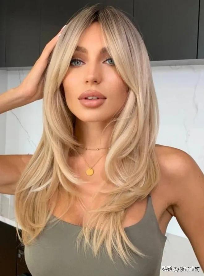 2023年上半年，蝴蝶发型是社交网络上搜索最多的