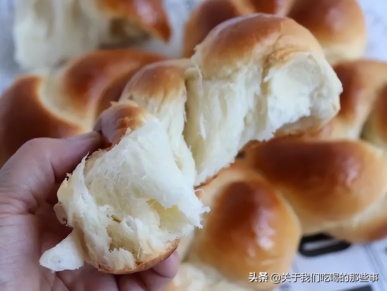 买面粉优质跟特精区别,高筋粉中筋粉和低筋粉有什么区别