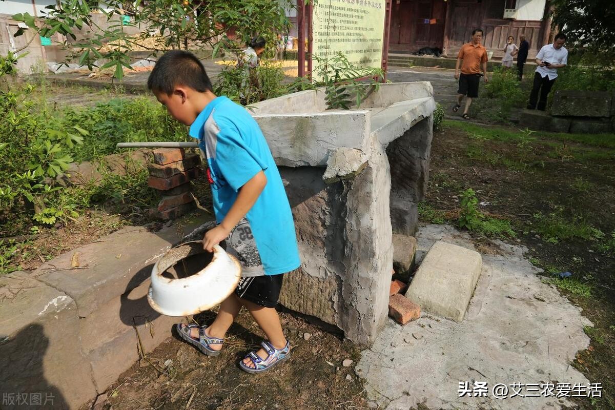 申请低保保障金少于多少可以申请,申请个人低保的条件和标准是什么