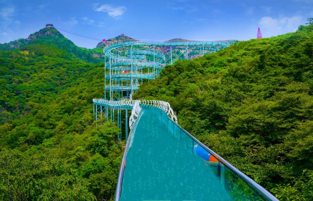 这个夏天一定要去玩一趟漂流,这个夏天一定要去玩一场漂流